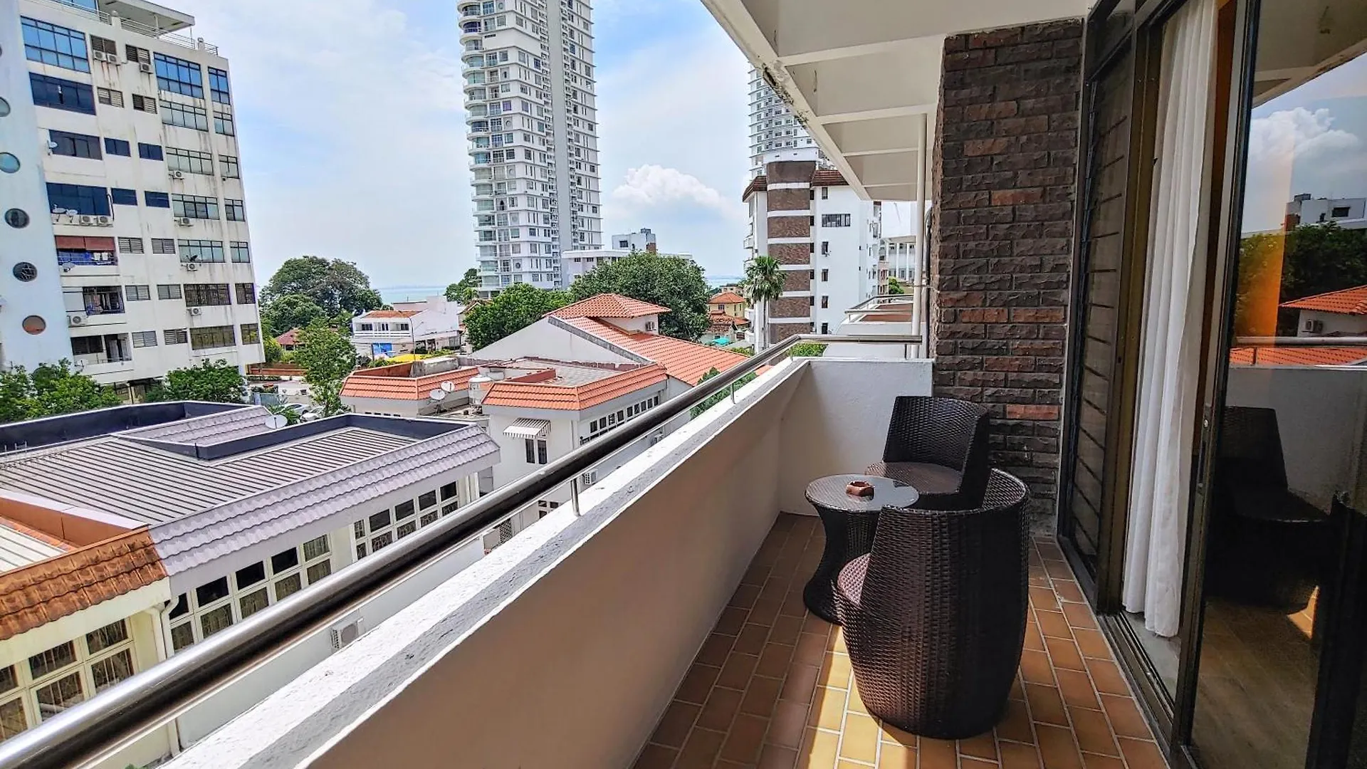 Gurneyville George Town Apartment